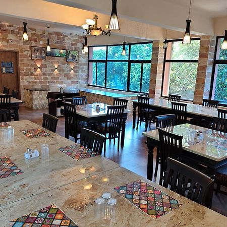 Gir Lions Paw Resort With Swimming Pool Sasan Gir Extérieur photo