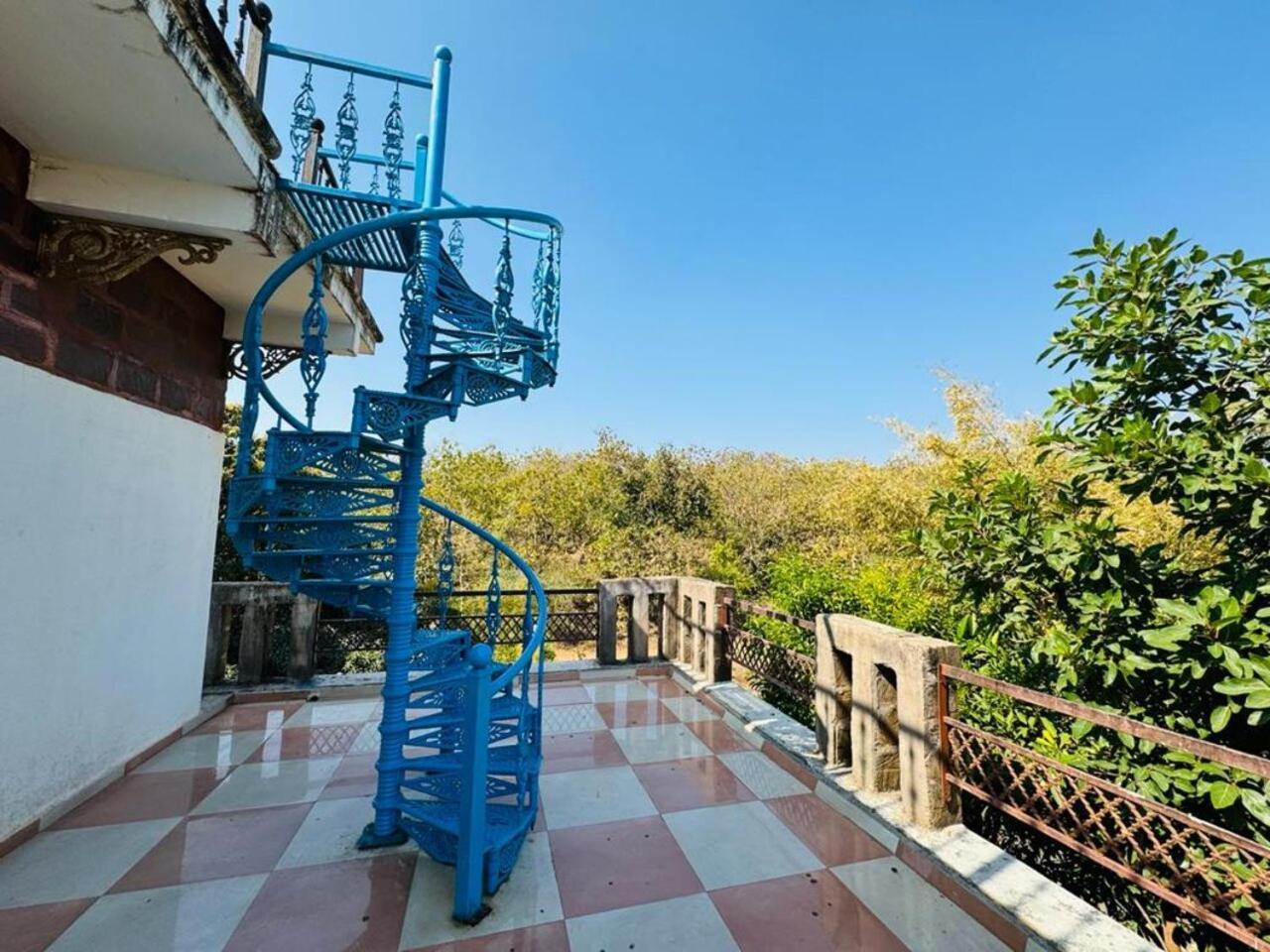 Gir Lions Paw Resort With Swimming Pool Sasan Gir Extérieur photo