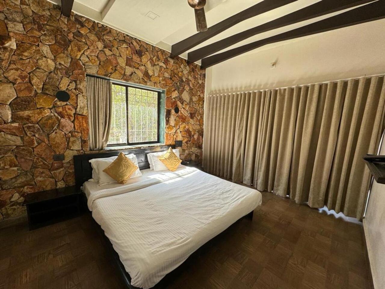 Gir Lions Paw Resort With Swimming Pool Sasan Gir Extérieur photo