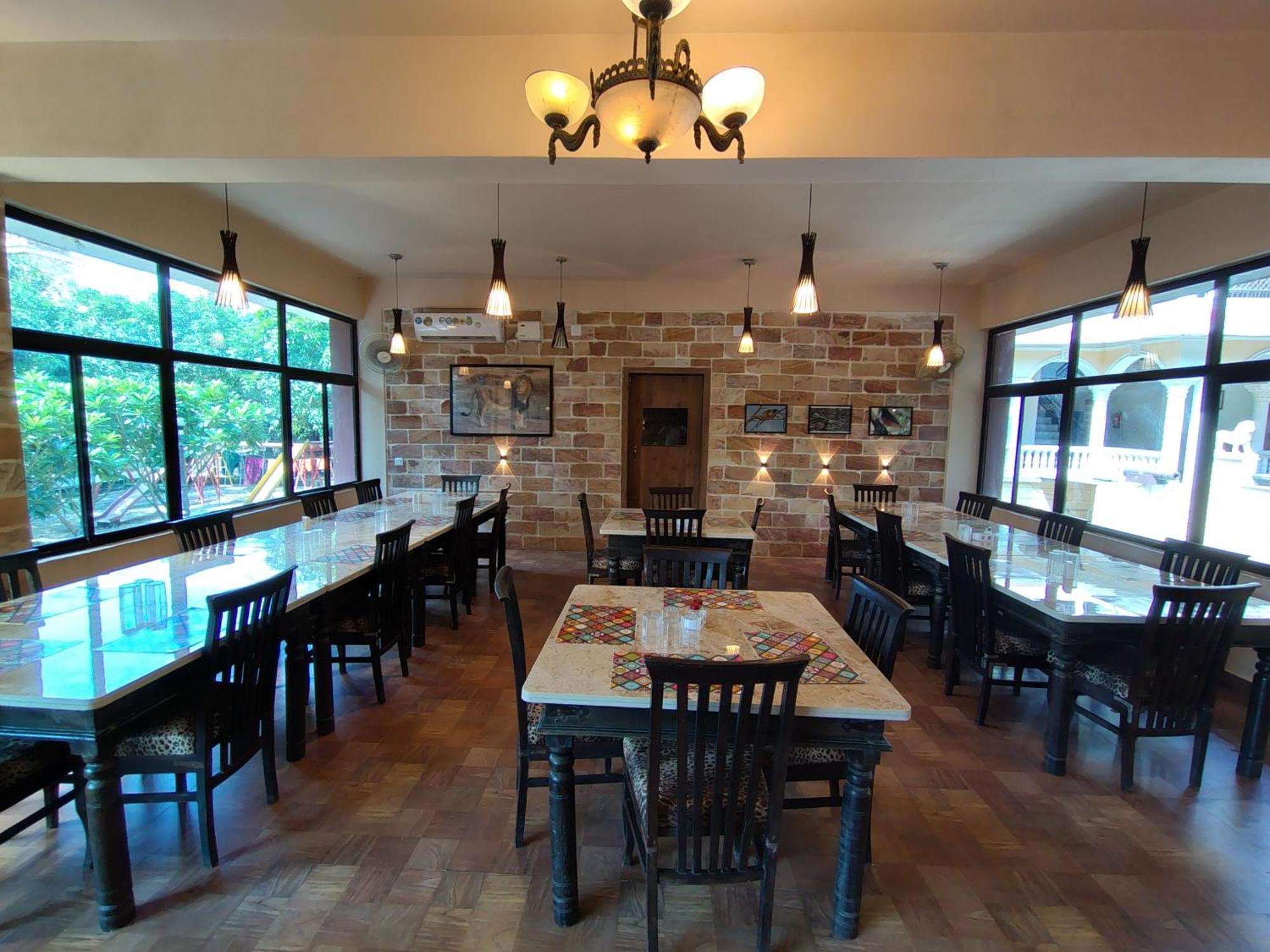 Gir Lions Paw Resort With Swimming Pool Sasan Gir Extérieur photo