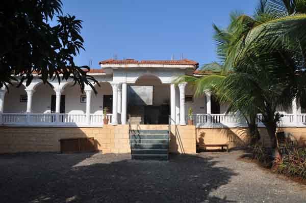 Gir Lions Paw Resort With Swimming Pool Sasan Gir Extérieur photo