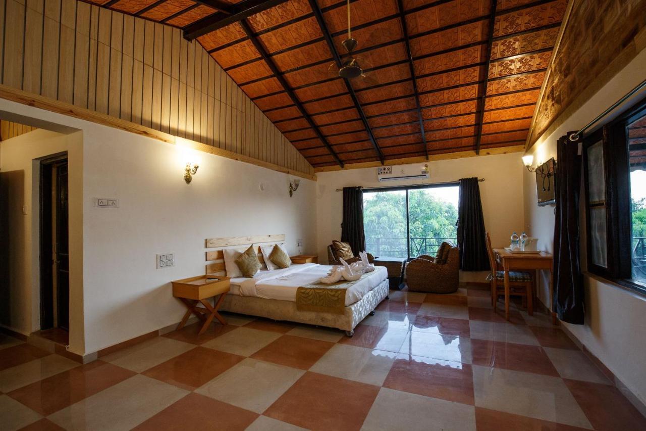 Gir Lions Paw Resort With Swimming Pool Sasan Gir Extérieur photo