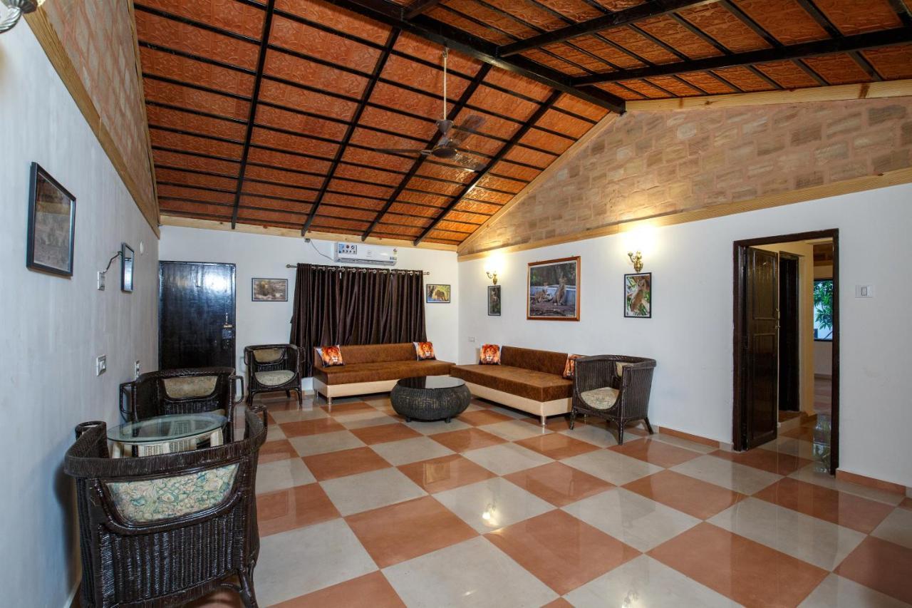 Gir Lions Paw Resort With Swimming Pool Sasan Gir Extérieur photo